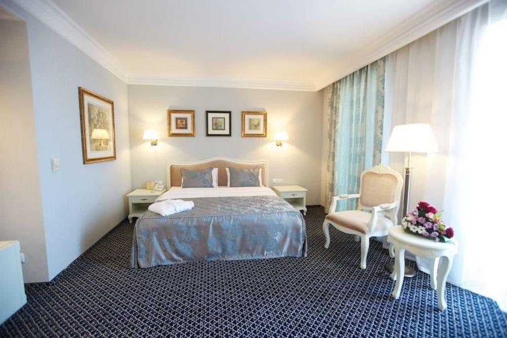 Kazzhol Hotel Astana Dış mekan fotoğraf